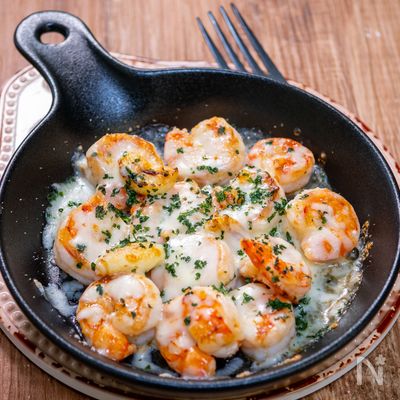 ガーリックシュリンプのチーズ焼き