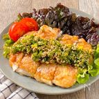【鶏むね肉で♪】パリパリチキンのごまネギだれ