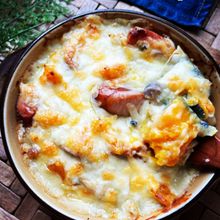《ホワイトソースも簡単》ソーセージとかぼちゃの豆乳グラタン