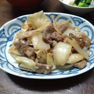 ぷりまめの作ってみた!投稿(春キャベツと牛こまの旨塩レモンマヨ炒め)
