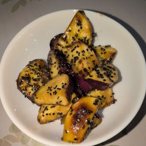 KUMIKOの作ってみた!投稿(【簡単おいしすぎる大学芋】超簡単なのに本格的！)