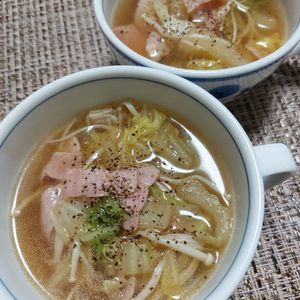 よっこの作ってみた!投稿(【白菜とえのきのくたくたスープ】食べる満腹スープ♪)