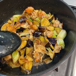 1169387の作ってみた!投稿(ピーマンまで美味！【鶏肉となすピーマンのオイ味噌コク炒め】)