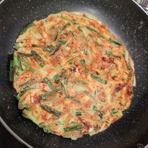 azuの作ってみた!投稿(【たことニラのチーズチヂミ】カリッともっちり♡おつまみおかず)