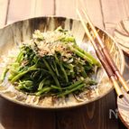 ウンチェー（空芯菜）の炒めもの