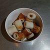 ちくわと鶏むね肉のヤンニョムチキンの工程1