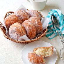とろける新食感！しっとりふわっふわの【米粉の生ドーナツ】