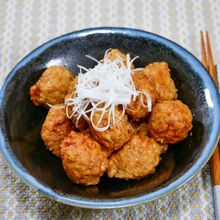 ご飯のおかずにぴったり「鶏肉団子の甘辛炒め煮」