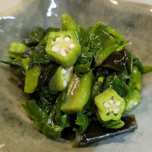 るるる♪の作ってみた!投稿(つるむらさきとオクラの梅酢ごま和え)