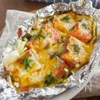味噌と卵黄で濃厚！！【大葉香るサーモンのガリマヨチーズ焼き】