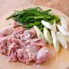 【鶏もも肉のねぎニラ炒め】簡単スタミナおかず!の工程1