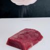 ［塩マグロとアボカドのユッケ］切って味付けして盛り付けるだけの下準備
