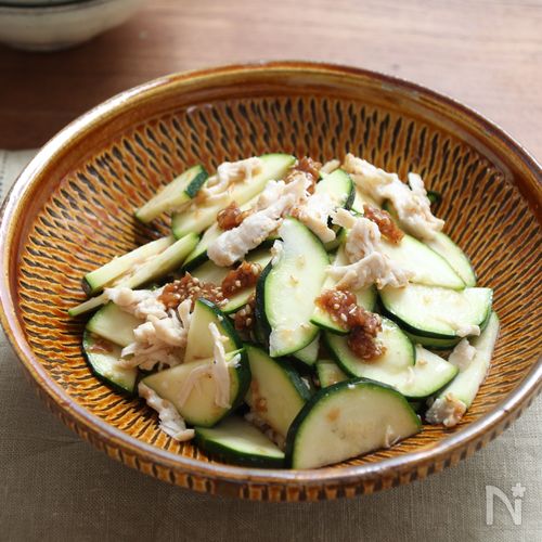 【ささみとズッキーニの梅和え】さっぱりおいしい！