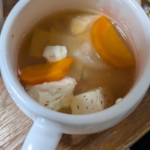 れいかの作ってみた!投稿(身近な調味料で作る♡『大根と人参と豆腐のお吸い物』)