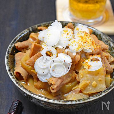 豚もつの煮込み