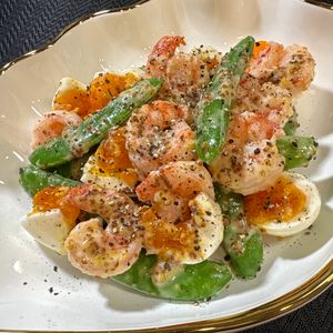 楽ラク手抜キッチン🐶🐾の作ってみた!投稿(エビとスナップエンドウのデリ風サラダ)