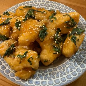 いちごの作ってみた!投稿(ワンパン10分！【鶏むね肉の大葉照り焼き】ご飯すすむ甘辛味♩)