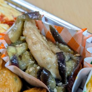 まゆのの作ってみた!投稿(【なすとささみの柚子胡椒テリ炒め】ピリッと美味しいご飯が進む)