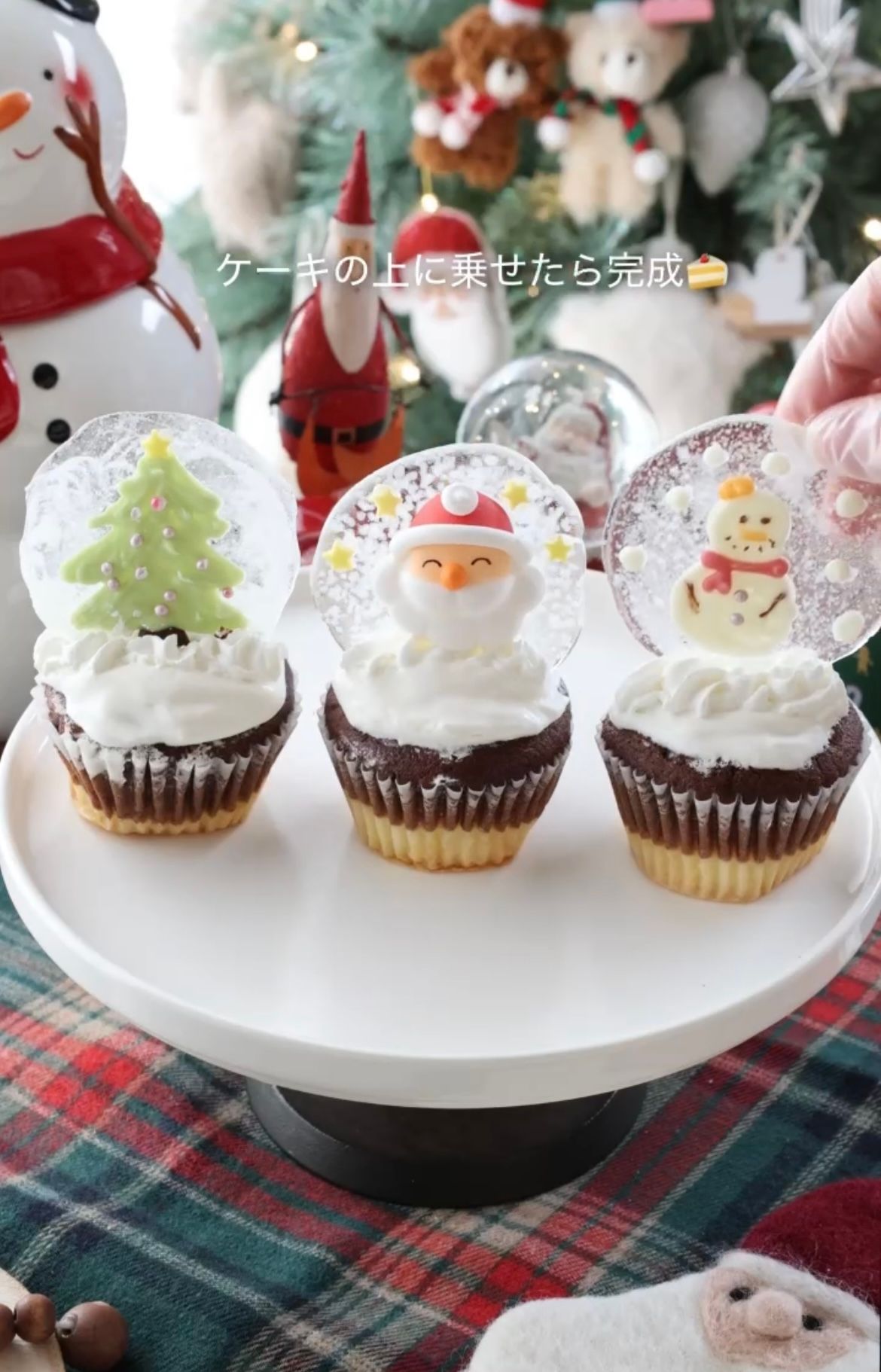 レンジで簡単！】スノードーム風カップケーキ | レシピサイトNadia