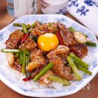 カリカリ鶏皮とニンニクのスタミナ爆弾甘辛炒め＆丼😍