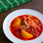 ブロック肉で豪華に！ポークトマトシチュー