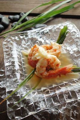 フライパンレシピ 海老のレモングラス酒蒸し By ハーブ料理家 白山美奈子 レシピサイト Nadia ナディア プロの料理家のおいしいレシピ