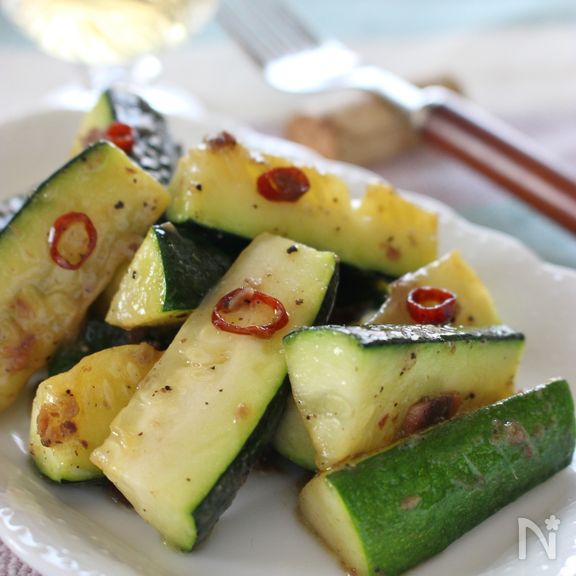 ズッキーニのアンチョビ炒め
