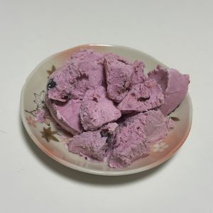 しんやの作ってみた!投稿(ブルーベリーのヨーグルトアイス。)