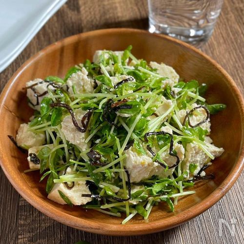 3分で作れるスピード副菜「豆腐と豆苗の柚子胡椒昆布和え」