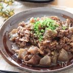 炒めるだけ簡単♡ちぎり蒟蒻と牛こまのスタミナオイスター炒め
