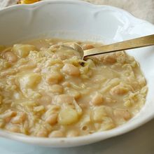 【ヨータ】ザワークラウトとお豆のスープ（トリエステの料理）