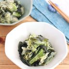 レンジで簡単！キャベツとわかめのごまポンゆずこしょう和え
