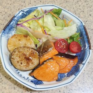 ivory0117の作ってみた!投稿(鮭と長いものバター醤油照り焼き【#簡単 #男子が喜ぶ】)