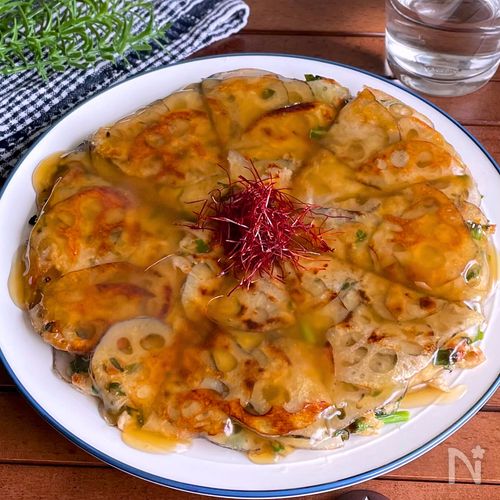 仕事帰りでも作れる！手間抜きでウマい「蓮根の大判はさみ焼き」