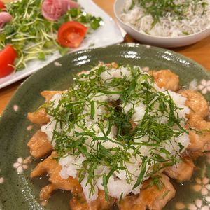 ミーシャʕ•̫͡•ʔの作ってみた!投稿(調味料これだけ！ポン酢で楽ちん♡【おろしそ甘酢だれチキン】)