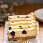 【ブルーベリーチーズケーキバー】しっとり濃厚♪