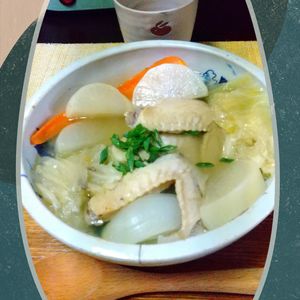 チョロリスの作ってみた!投稿(鶏手羽と大根の和風ポトフ。)