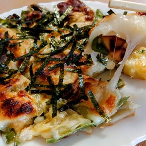 まゆのの作ってみた!投稿(絶品！ねぎと餅とチーズの磯辺焼き風チヂミ)