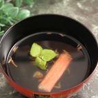 干しエビとカニカマのお吸い物