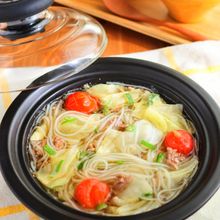 キャベツと豚肉のうま塩春雨スープ