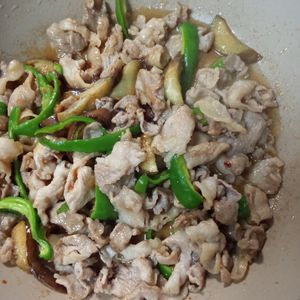 鶏皮坊主の作ってみた!投稿(15分！リピ確！＼ なすと豚肉の旨辛味噌炒め／)