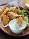 鶏むね肉のカレー唐揚げ ミントソース添え