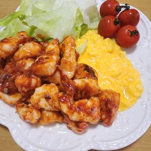 ナムディの作ってみた!投稿(辛さほんのり♩鶏チリふわたま添え)
