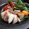 まもの作ってみた!投稿(焼きカブとカリカリベーコンのサラダ)