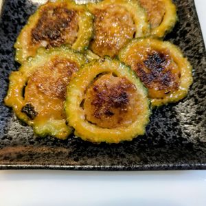 るるる♪の作ってみた!投稿(コクのある味噌だれで食べるゴーヤの肉詰め)