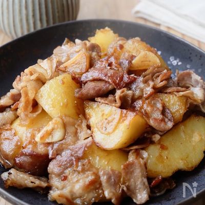 【簡単♪豚肉とじゃが芋のガーリック炒め】食べ応え抜群おかず
