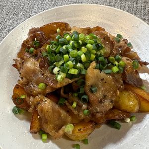 楽ラク手抜キッチン🐶🐾の作ってみた!投稿(【豚肉と新じゃがの照りバターしょうゆ】お箸が止まらない！！)