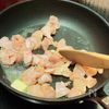 あさりと鶏肉のうまみがおいしい!クラムチャウダーの工程3