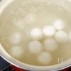 豆腐でふわふわ!【お豆腐みたらしだんご】タレはレンジで簡単♪の工程3