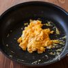 【小松菜としいたけと卵の塩炒め】シンプルさがおいしい簡単副菜の工程2